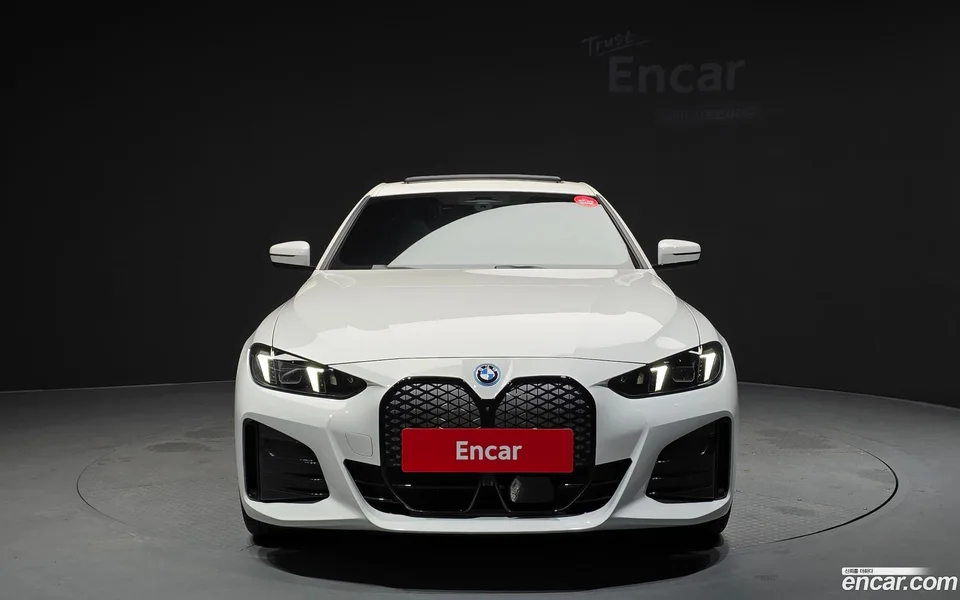 BMW i4 eDrive40 M 2025 — thumbnail 3