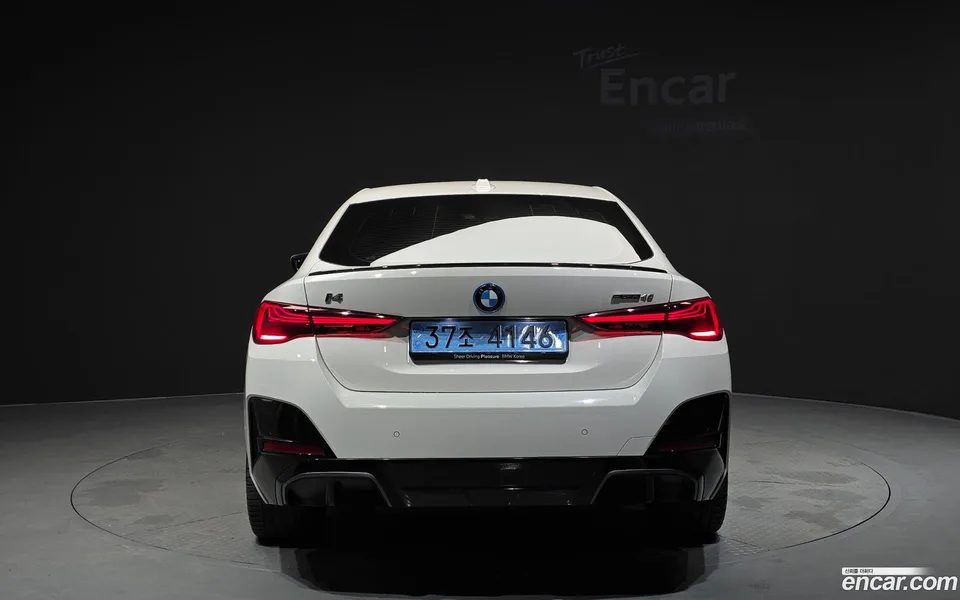 BMW i4 eDrive40 M 2025 — thumbnail 4