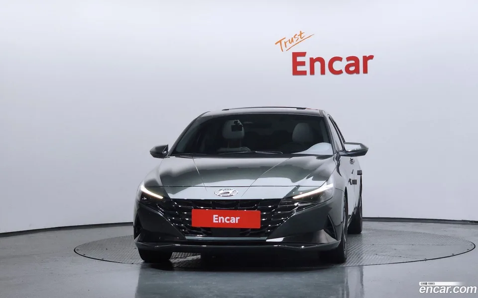 Hyundai Avante Hybrid 2022 — миниатюра 3