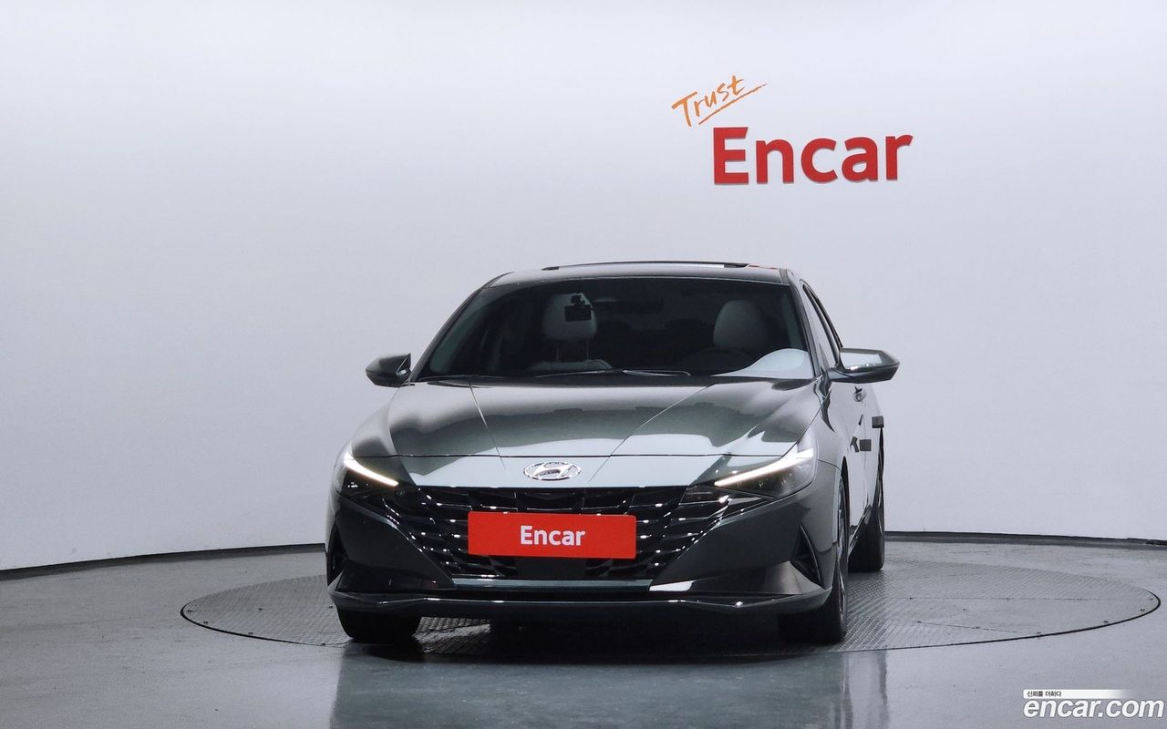 Hyundai Avante Hybrid 2022 — 3