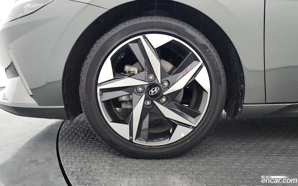 Hyundai Avante Hybrid 2022 — миниатюра 5