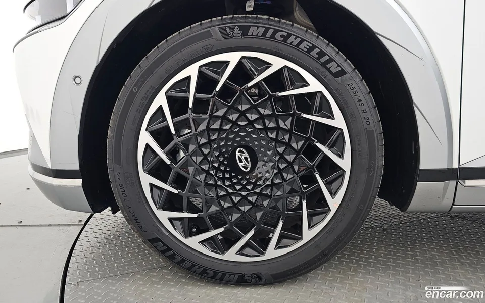 Hyundai Ioniq 5 2024 — миниатюра 2