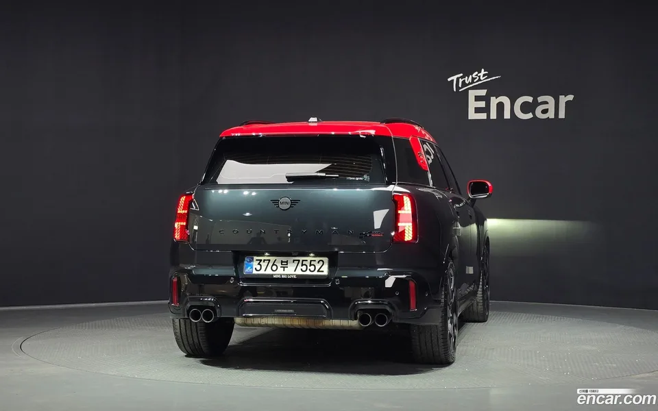 MINI Cooper S Countryman ALL4 JCW 2025 — thumbnail 4