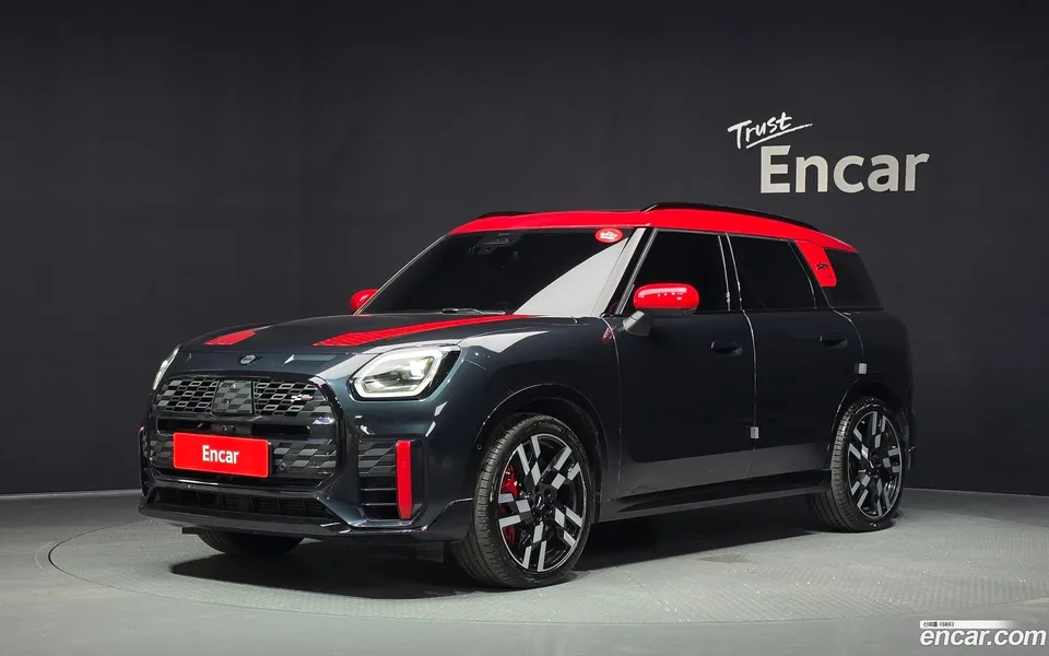 MINI Cooper S Countryman ALL4 JCW 2025 — photo 1, buy with delivery to Moscow