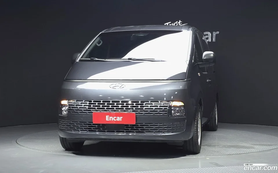 Hyundai Staria 11 2022 — thumbnail 3