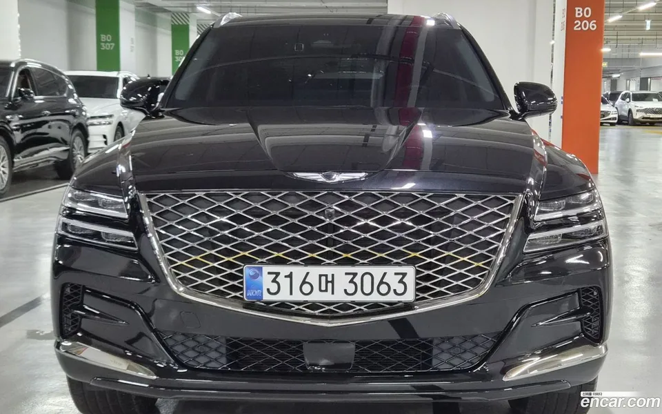 Genesis GV80 2.5T AWD 2022 — фото 1, купить с доставкой в Москву