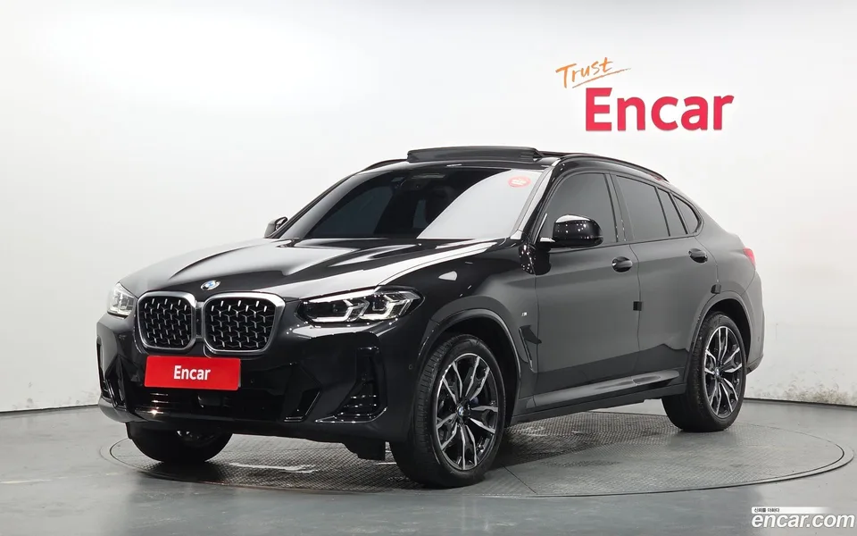 BMW X4 xDrive20d M 2025 — photo 1, buy with delivery to Moscow