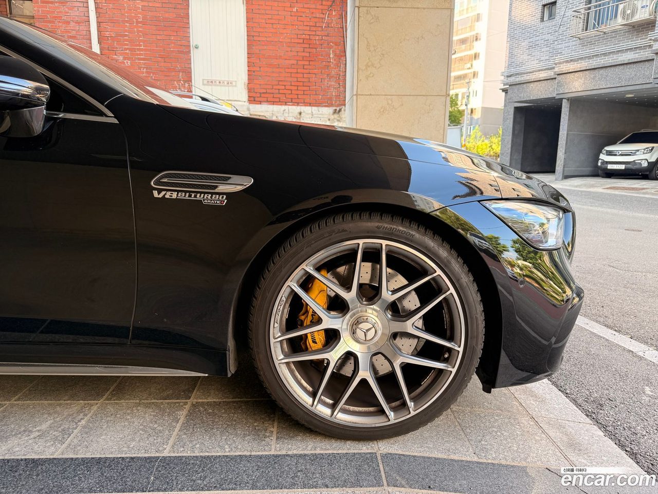 Mercedes-Benz AMG GT 2023 — 4