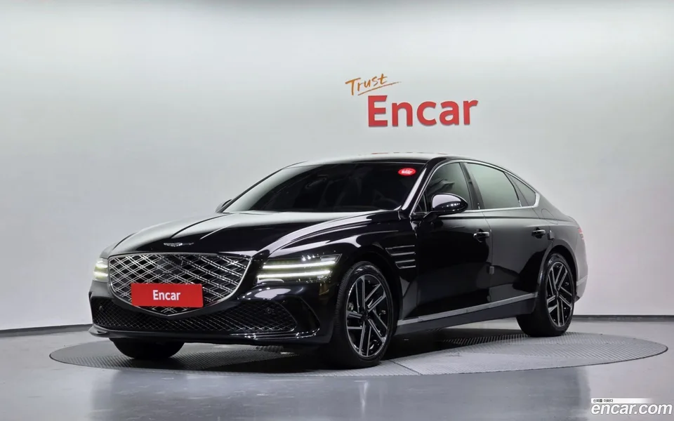Genesis G80 2.5 AWD 2025 — photo 1, buy with delivery to Moscow
