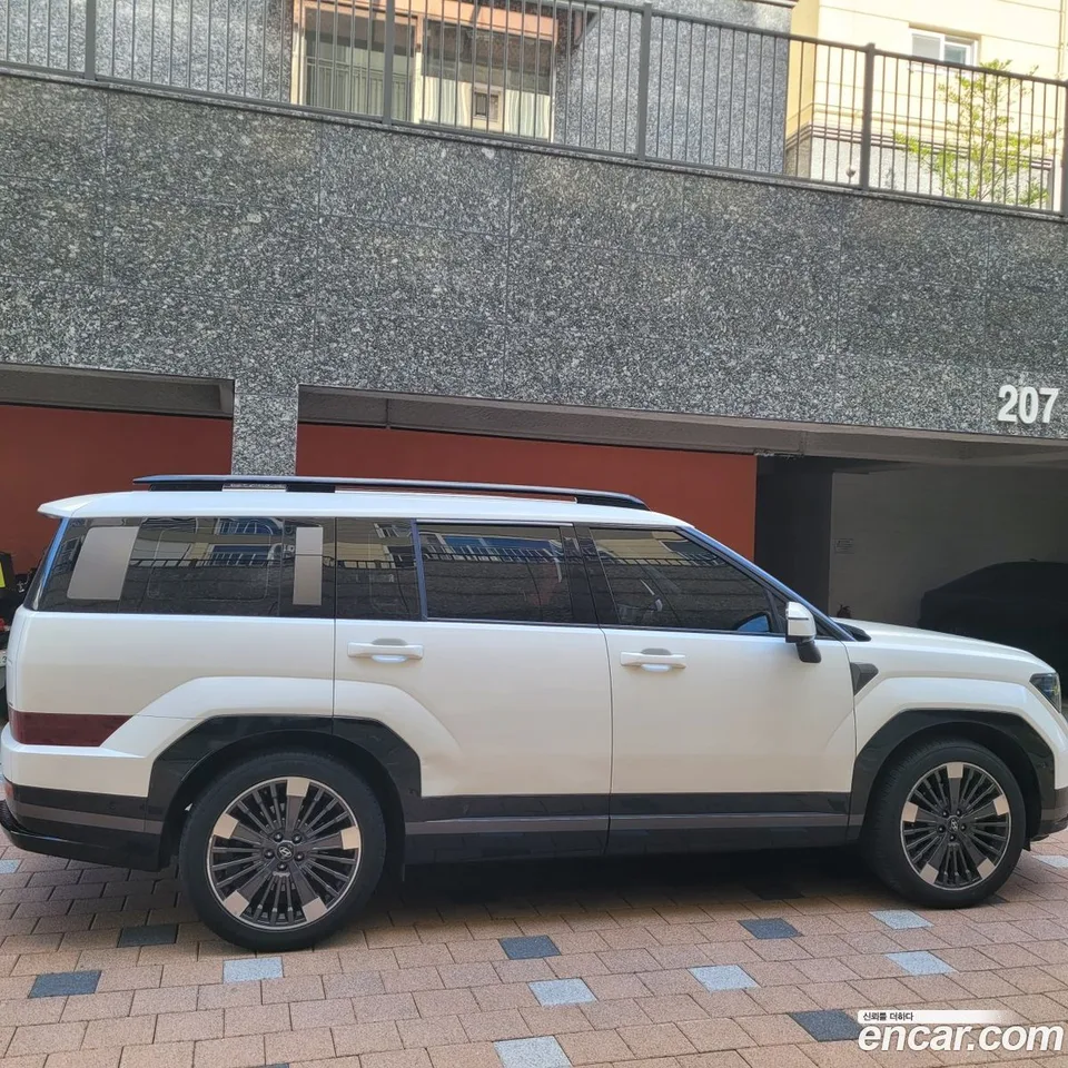 Hyundai SantaFe HEV 1.6 4WD 2023 — thumbnail 4