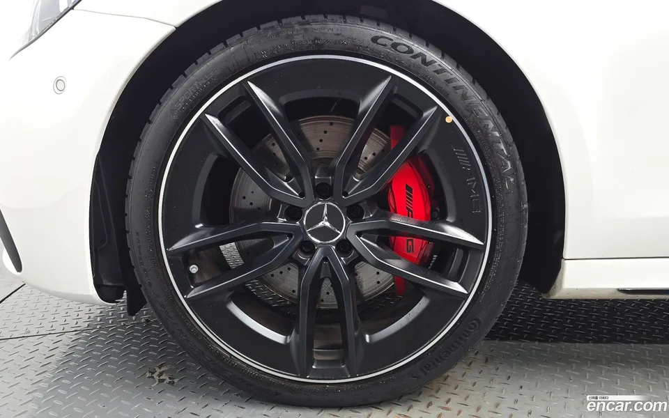 Mercedes-Benz E-Class E53 AMG 4MATIC+ 2023 — thumbnail 2