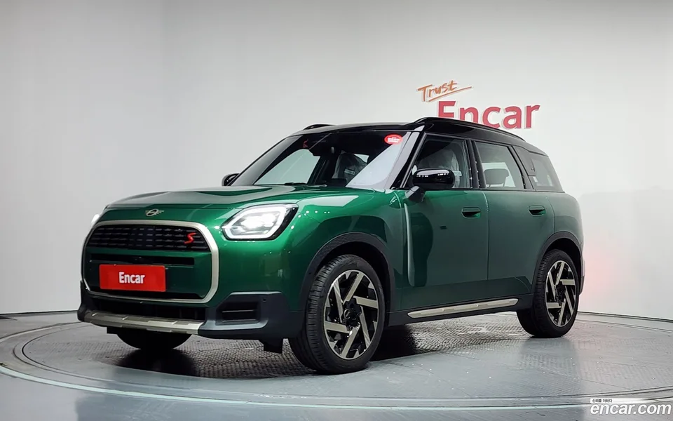 MINI Cooper S Countryman ALL4 2026 — photo 1, buy with delivery to Moscow
