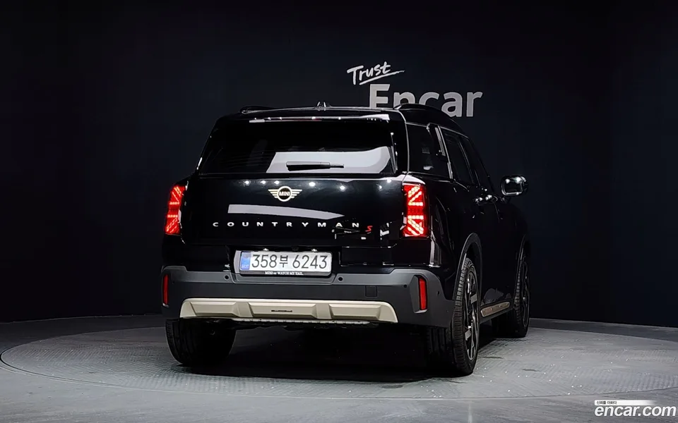 MINI Cooper S Countryman ALL4 2026 — thumbnail 4