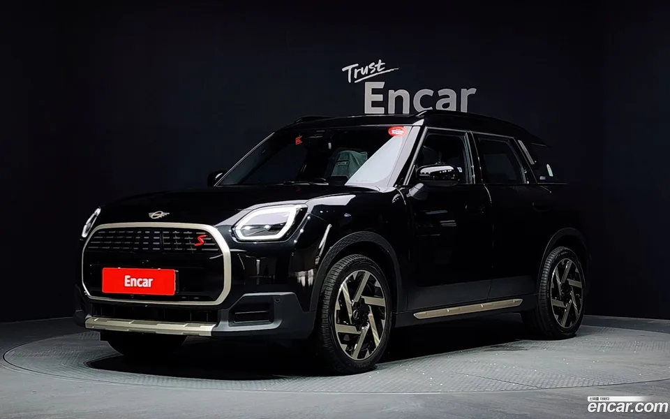 MINI Cooper S Countryman ALL4 2026 — photo 1, buy with delivery to Moscow