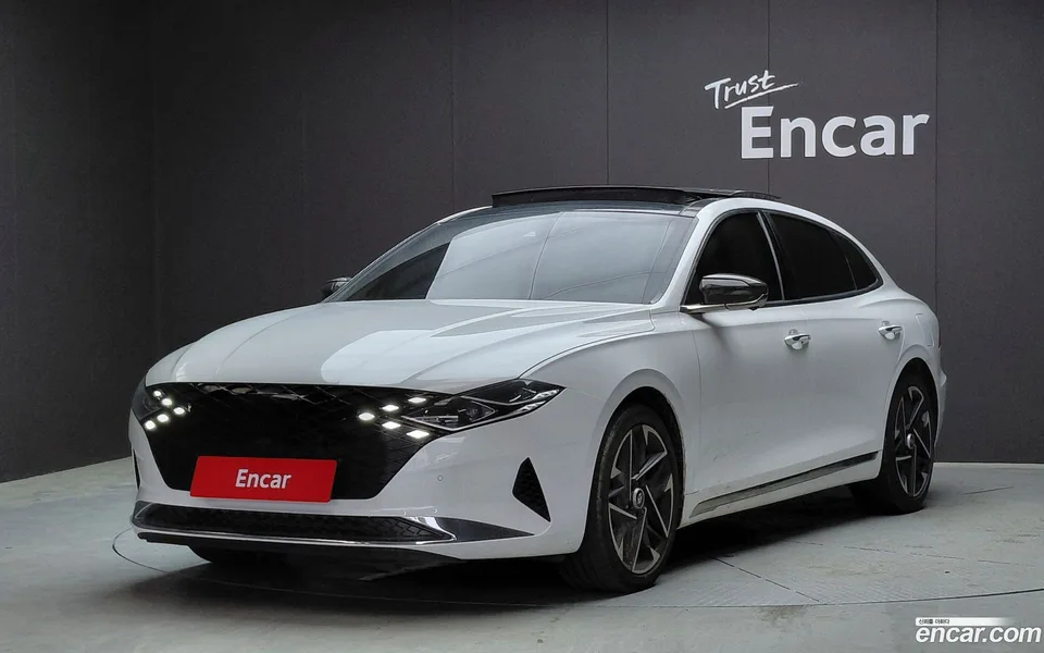 Hyundai Grandeur IG 3.3 2022 — photo 1, buy with delivery to Moscow