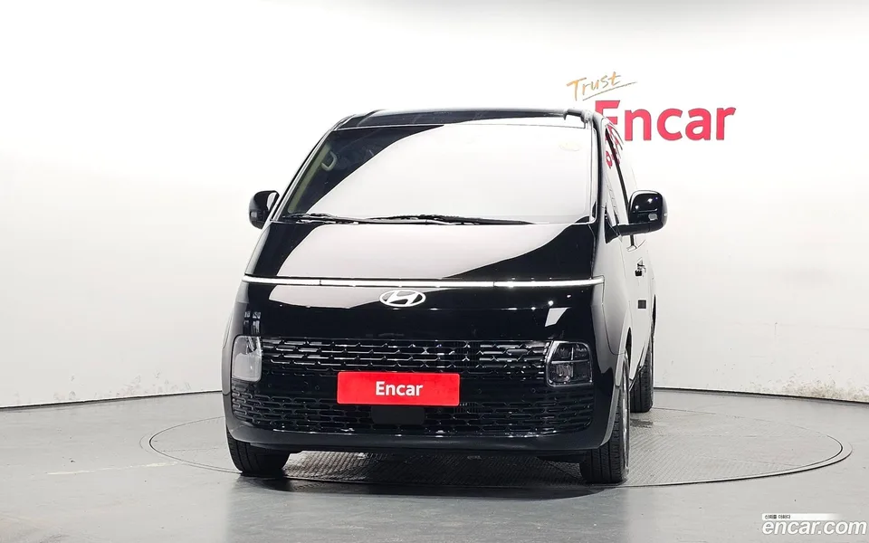 Hyundai Staria 5 2024 — thumbnail 3