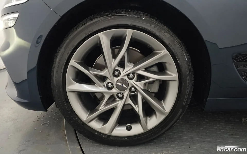 Genesis G70 2.0T 4WD 2022 — thumbnail 5