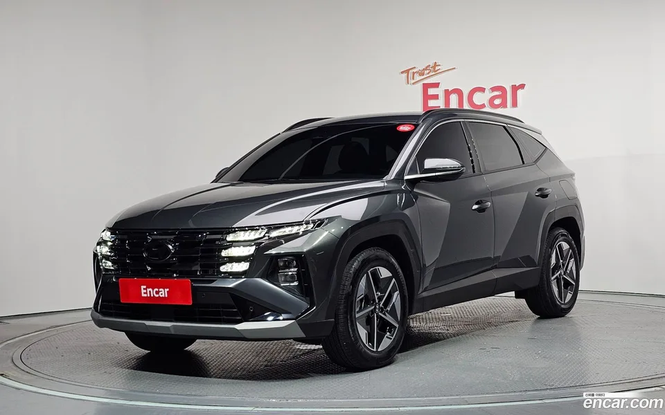 Hyundai Tucson NX4 1.6 2WD 2025 — photo 1, buy with delivery to Moscow