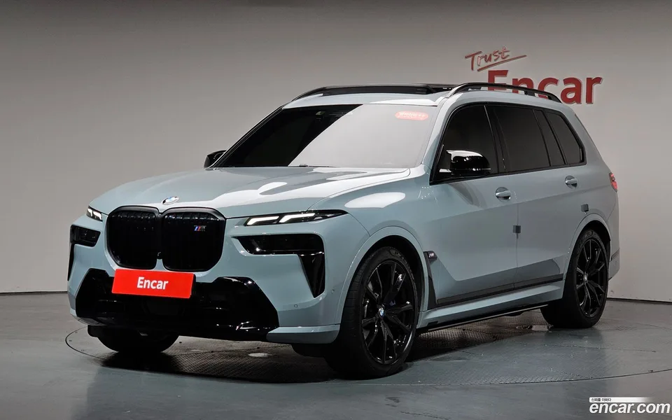 BMW X7 M60i xDrive M 6 2024 — photo 1, buy with delivery to Moscow