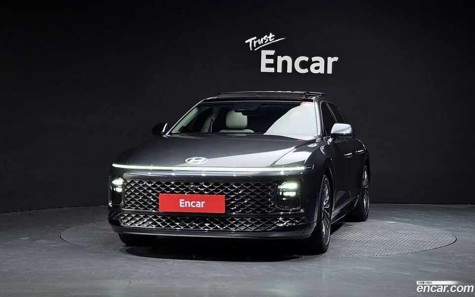 Hyundai Grandeur Hybrid 2023 — thumbnail 3