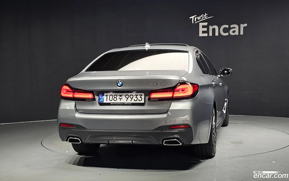 BMW 5 Series 523d M 2023 — thumbnail 4
