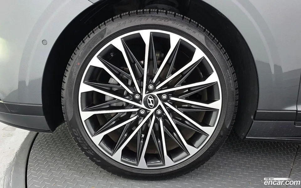 Hyundai Grandeur 2.5 2WD 2024 — thumbnail 5