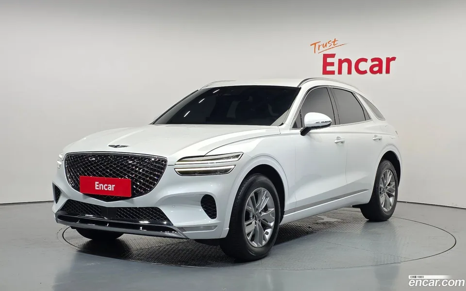 Genesis GV70 2.5T 2WD 2022 — photo 1, buy with delivery to Moscow