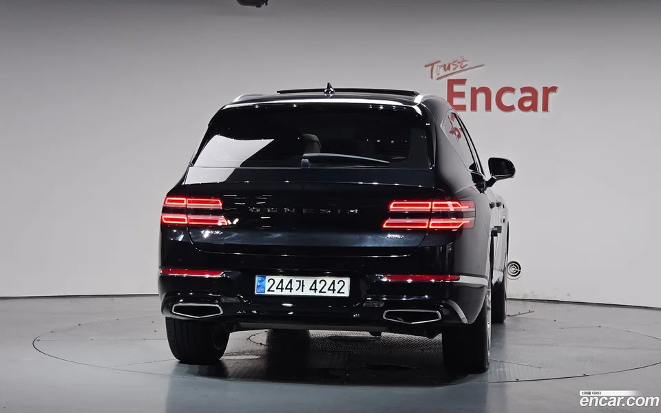 Genesis GV80 3.5T AWD 2023 — thumbnail 4