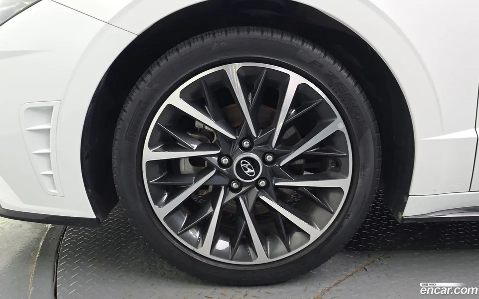Hyundai Sonata 2.0 2022 — thumbnail 2