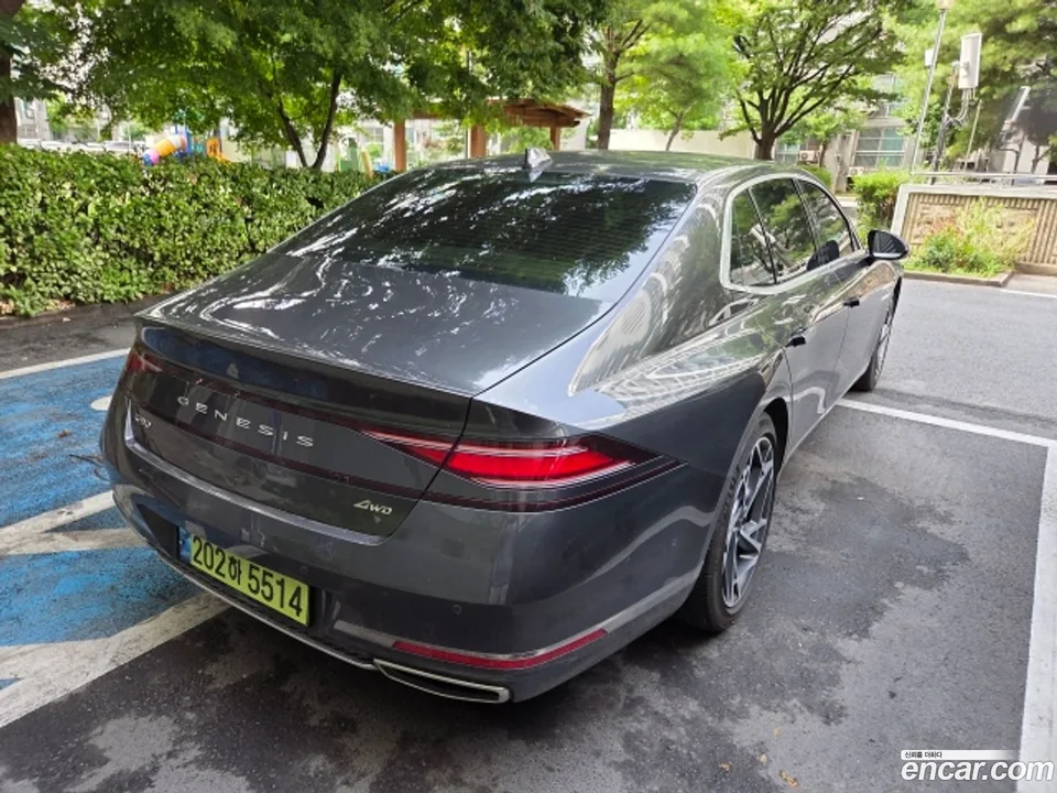 Genesis G90 3.5 AWD 2024 — thumbnail 2