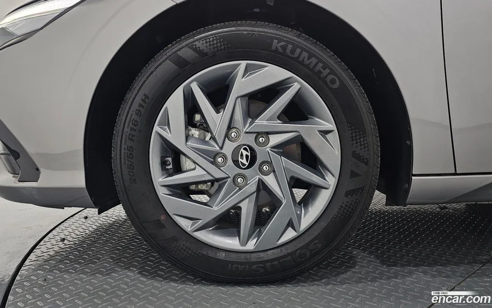 Hyundai Avante CN7 1.6 2023 — thumbnail 2