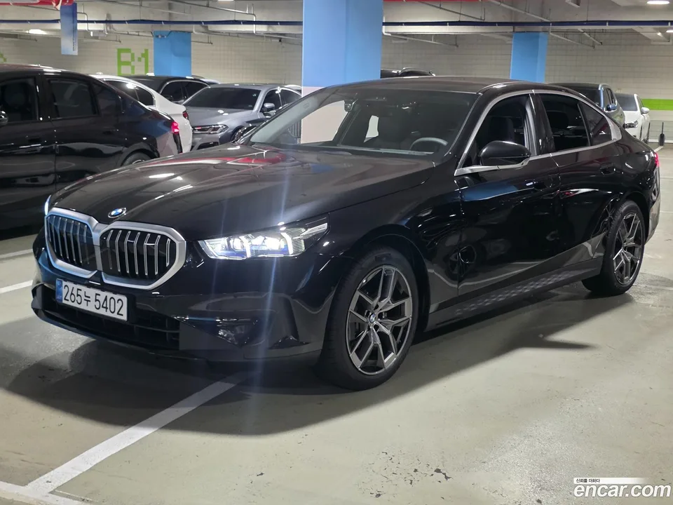 BMW 5 Series 2025