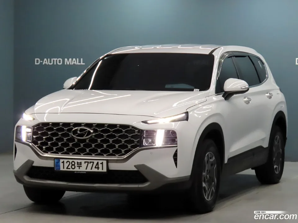 Hyundai SantaFe HEV 1.6 2WD 2023 — photo 1, buy with delivery to Moscow