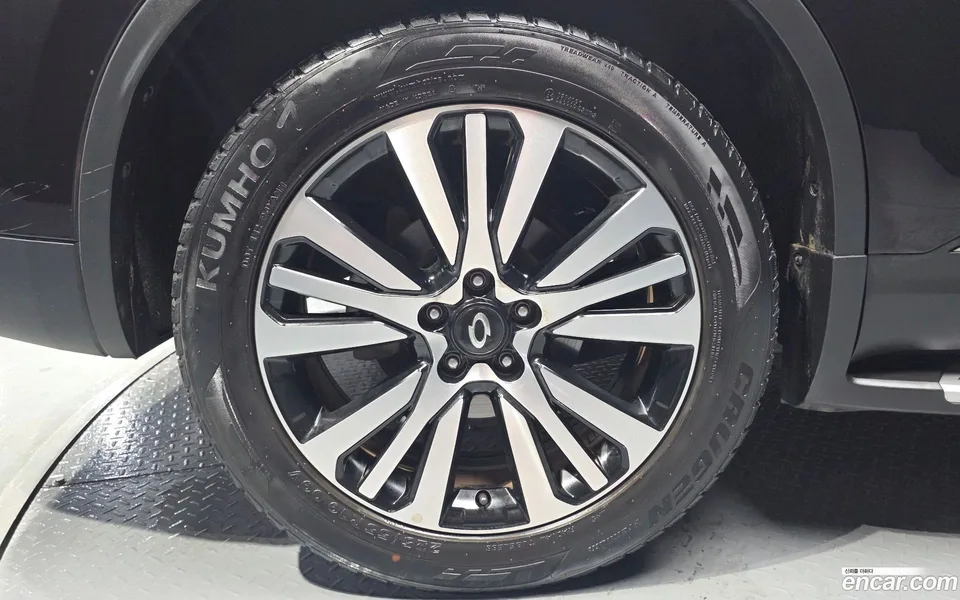 Renault Samsung QM6 2.0 LPe 2WD 2022 — миниатюра 2