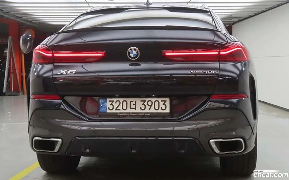 BMW X6 xDrive40i M 2022 — thumbnail 3