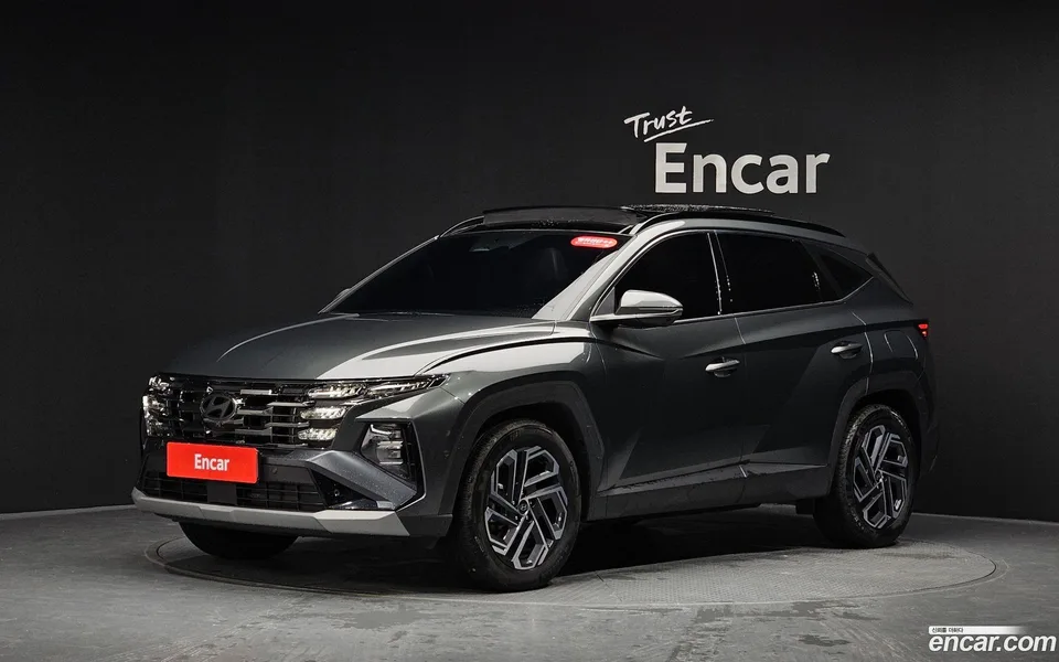 Hyundai Tucson Hybrid NX4 HEV 1.6 2WD 2025 — photo 1, buy with delivery to Moscow