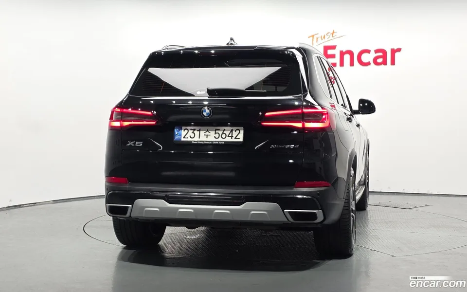 BMW X5 xDrive 30d xLine 2022 — thumbnail 4