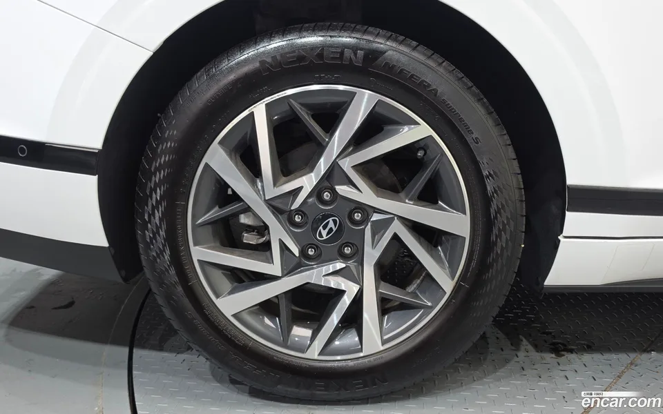 Hyundai Grandeur 2.5 2WD 2022 — thumbnail 2