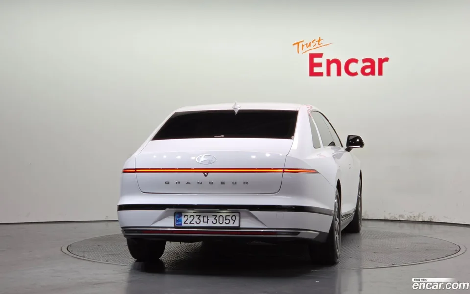 Hyundai Grandeur 2.5 2WD 2022 — thumbnail 4