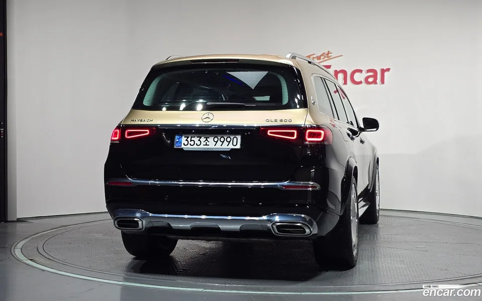 Mercedes-Benz GLS-Class GLS600 4MATIC 2023 — thumbnail 4