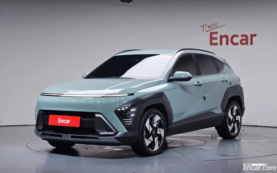 Hyundai Kona 1.6 2WD 2023 — photo 1, buy with delivery to Moscow