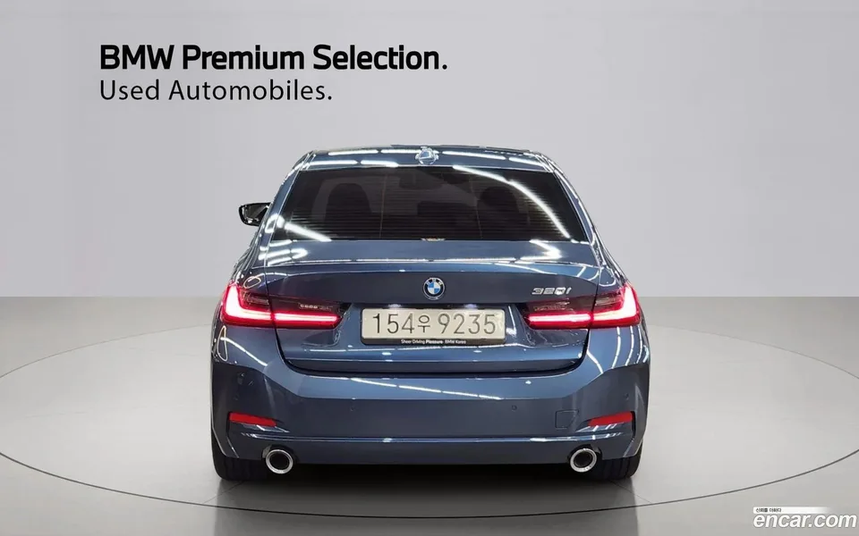 BMW 3 Series 320i 2025 — thumbnail 4