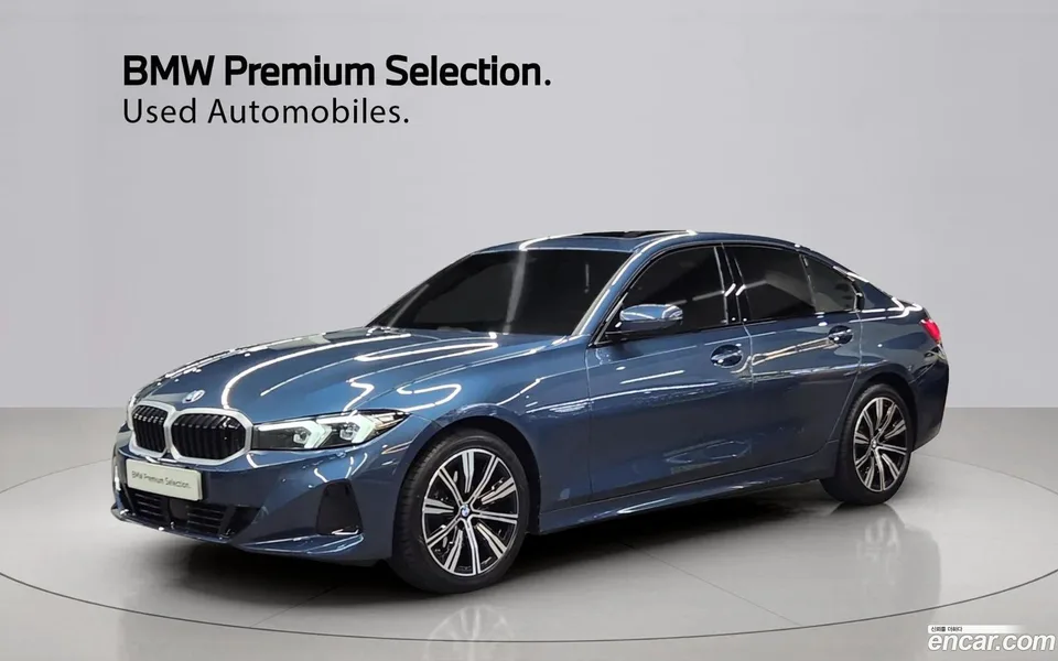 BMW 3 Series 320i 2025 — photo 1, buy with delivery to Moscow
