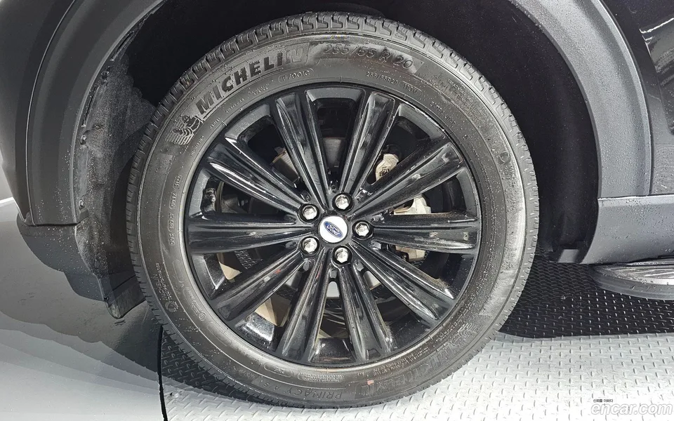 Ford Explorer 2.3 4WD 2022 — thumbnail 5