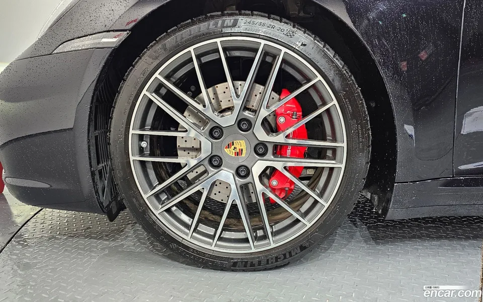 Porsche 911 (992) 4S 2024 — thumbnail 5