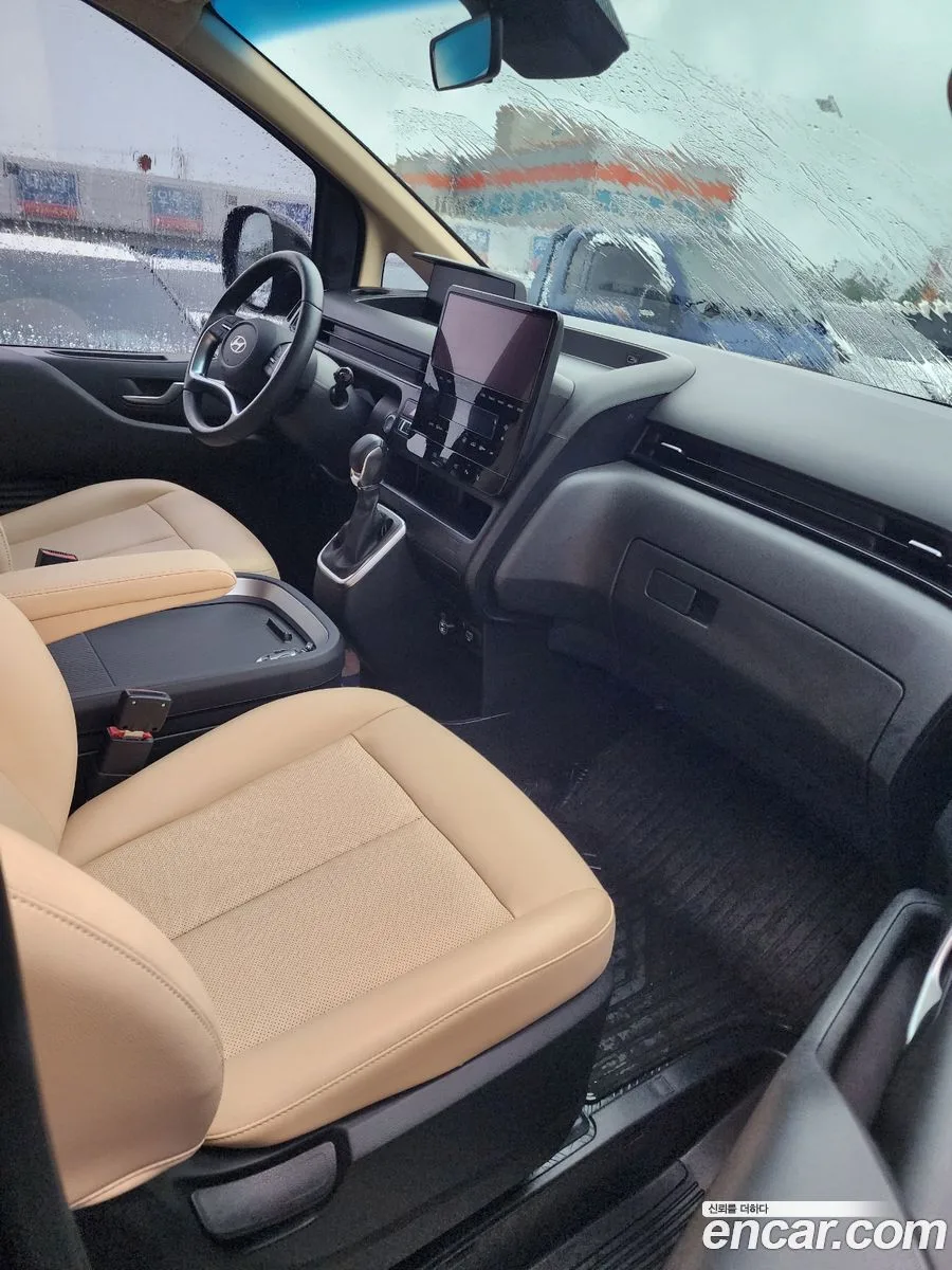 Hyundai Staria 5 2024 — миниатюра 2