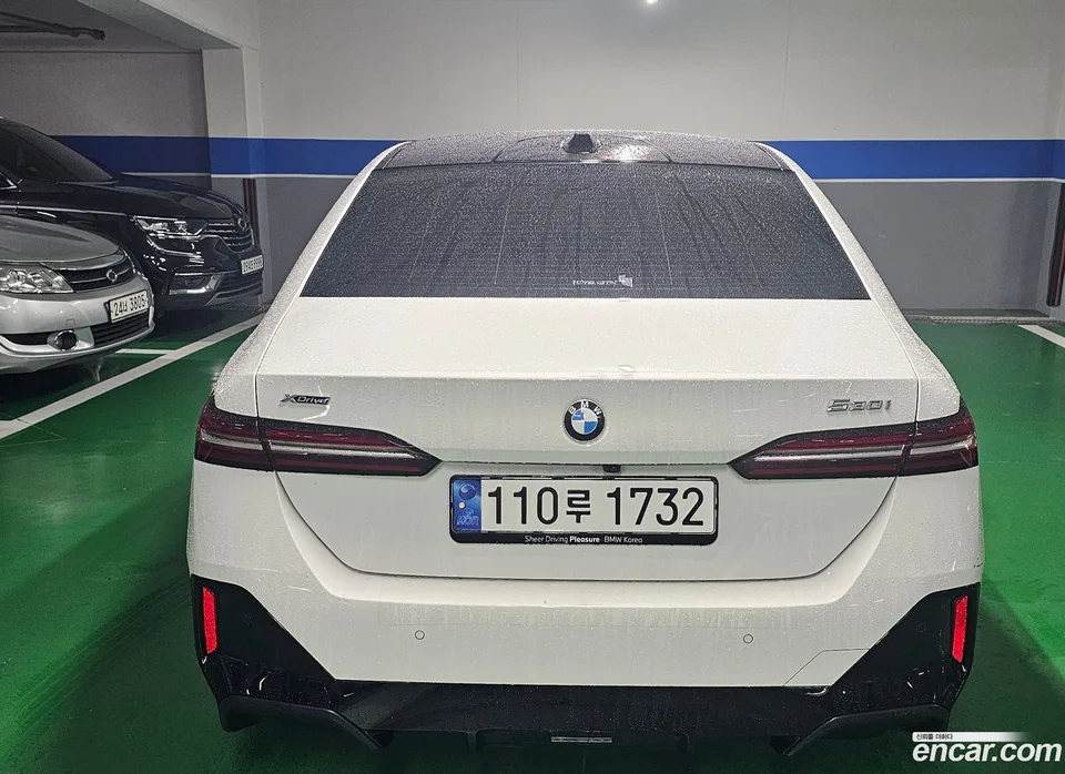 BMW 5 Series 530i xDrive M 2024 — thumbnail 4