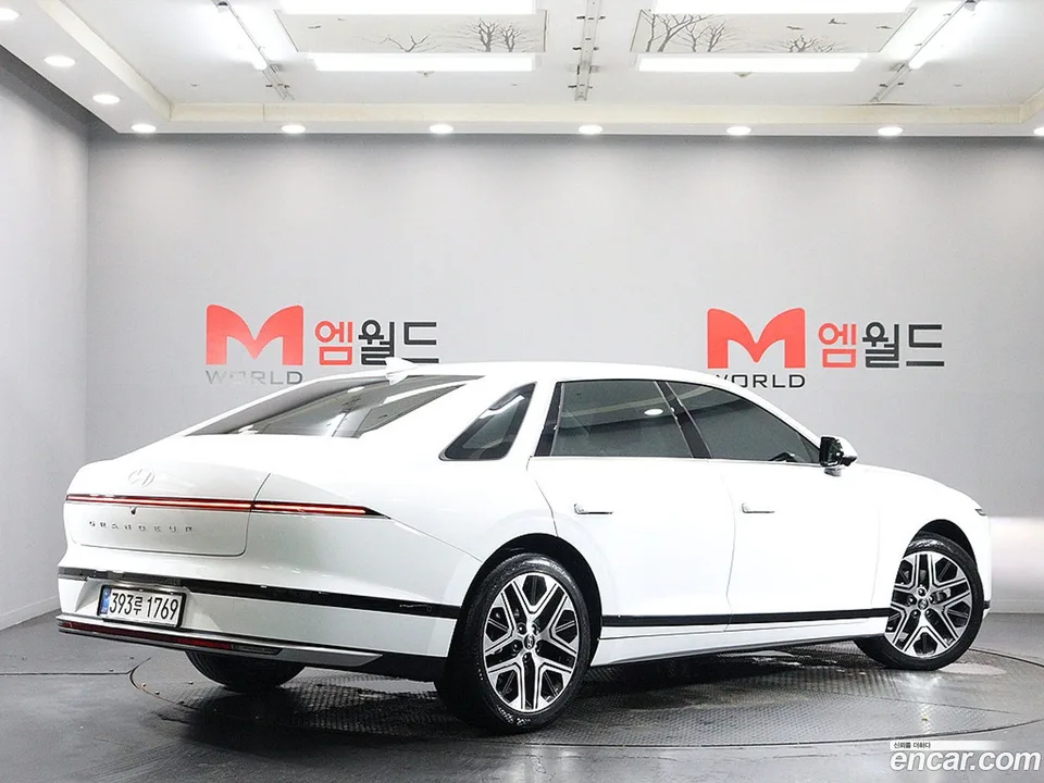 Hyundai Grandeur 2.5 2WD 2025 — thumbnail 3
