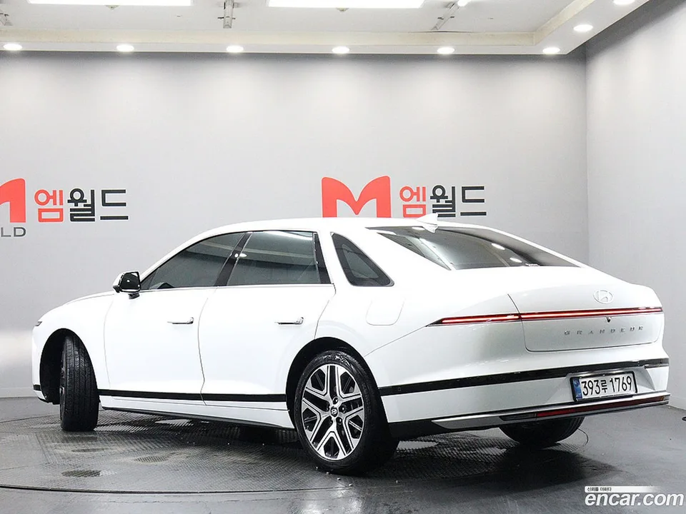 Hyundai Grandeur 2.5 2WD 2025 — thumbnail 4