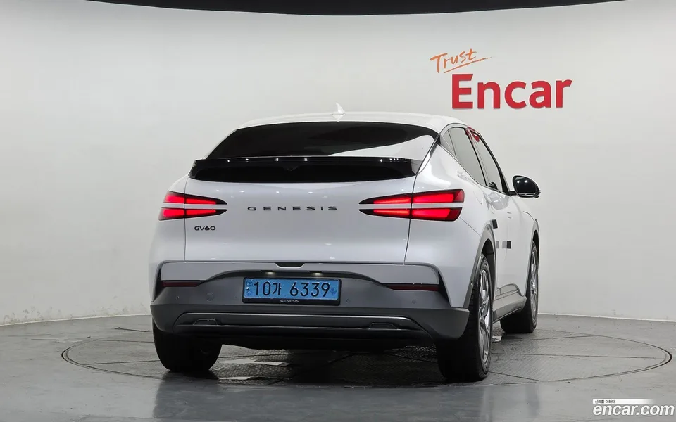 Genesis GV60 2023 — thumbnail 4